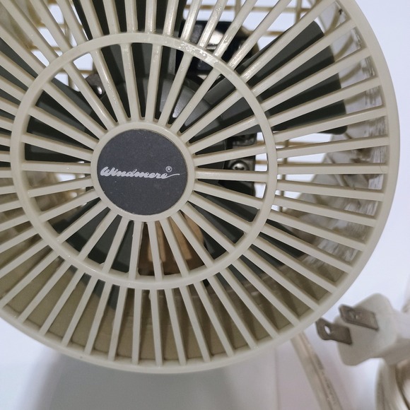 Windmere Small Desk Top Fan Mini 6 Inch Tested Works - Picture 3 of 8